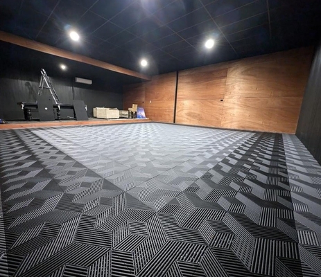 耐化学性 インターロックガレージタイル 40x40 インターロックガレージフロアパネル