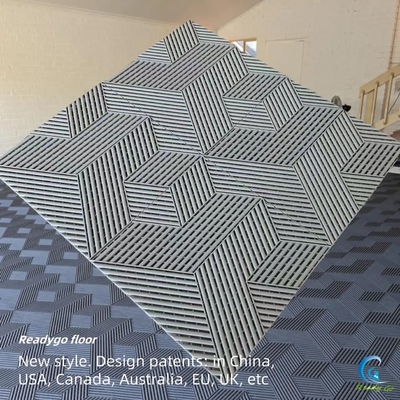 25000LBS プラスチック カーテージ 床タイル 3D キュービック 400x400mm
