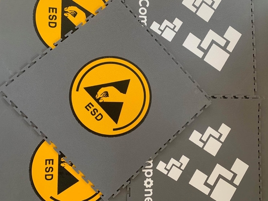 ESD インターロッキング PVC ガレージ 床 10 オム ESD 床タイル